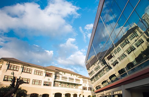 Iolani School